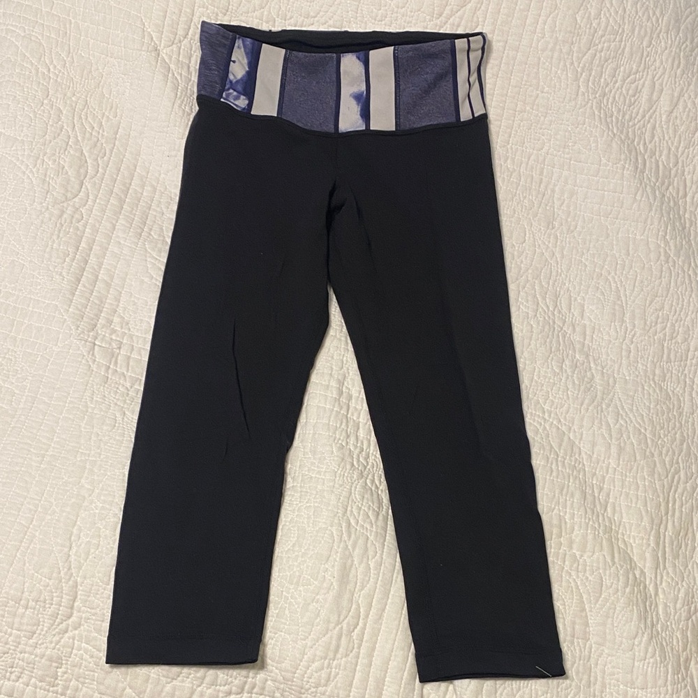 lululemon athletica Leggings with Navy and Silver Waistband